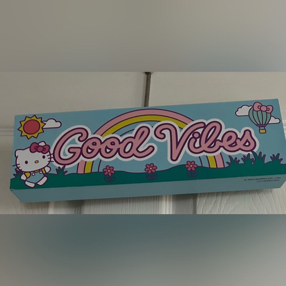 Hello kitty sign